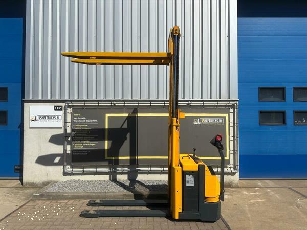Grote foto vs 22846 elektrische stapelaar jungheinrich lange lepels doe het zelf en verbouw hefwerktuigen
