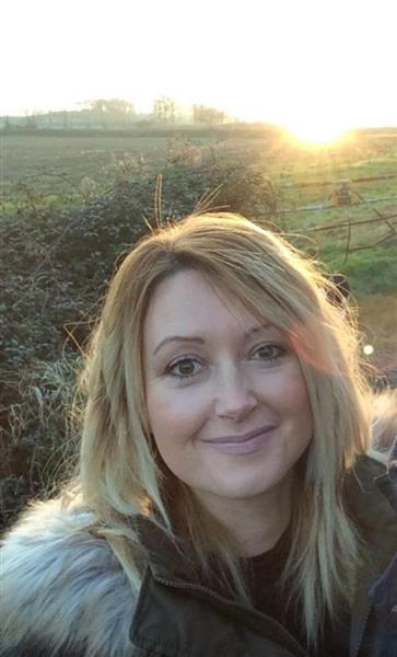 Grote foto ik hoop het via deze weg te vinden erotiek contact vrouw tot man