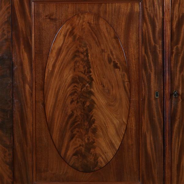 Grote foto strakke en statige hollandse louis seize kast in bloemmahonie ca 1790 no.400915 antiek en kunst stoelen en banken