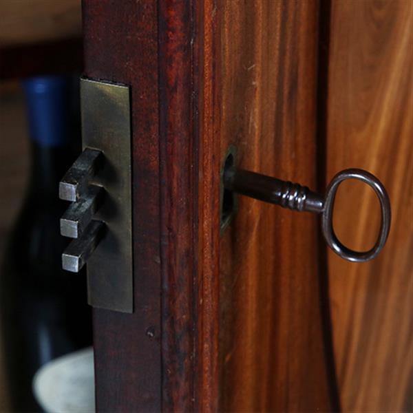 Grote foto strakke en statige hollandse louis seize kast in bloemmahonie ca 1790 no.400915 antiek en kunst stoelen en banken