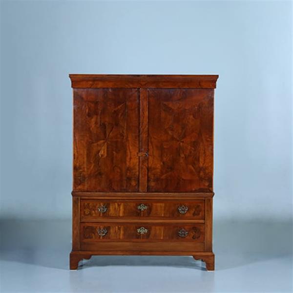 Grote foto luierkabinetje met marqueterie van stervormige bloemen ca 1690 no.391130 antiek en kunst stoelen en banken