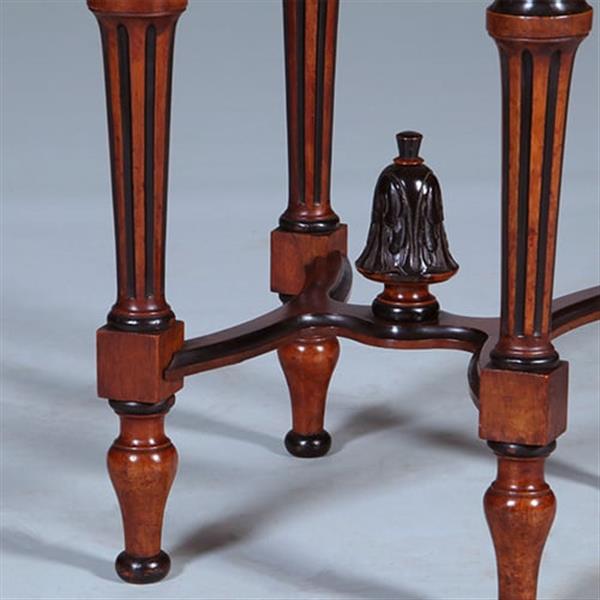 Grote foto kordate willem iii bijzettafel in noten met zwart bijzonder gedetailleerd en gesneden no.400935 antiek en kunst stoelen en banken