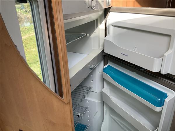 Grote foto rapido 966 df mercedes automaat 150 pk caravans en kamperen campers