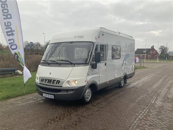 Grote foto hymer b 584 2.8 jtd 128 pk integraal caravans en kamperen campers