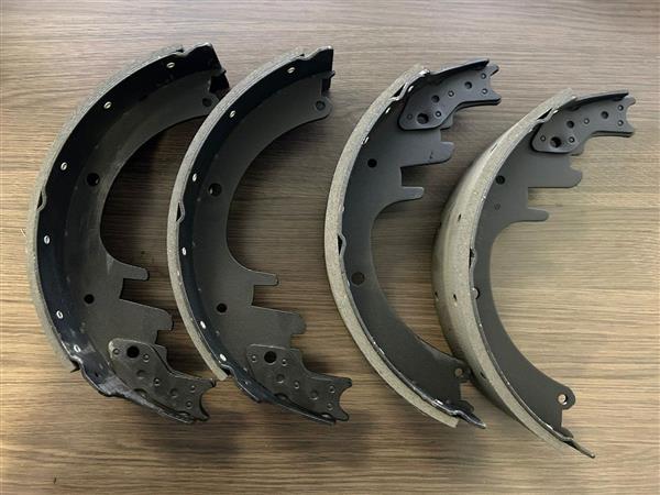 Grote foto gm oem handremschoenset 17452r auto onderdelen overige auto onderdelen