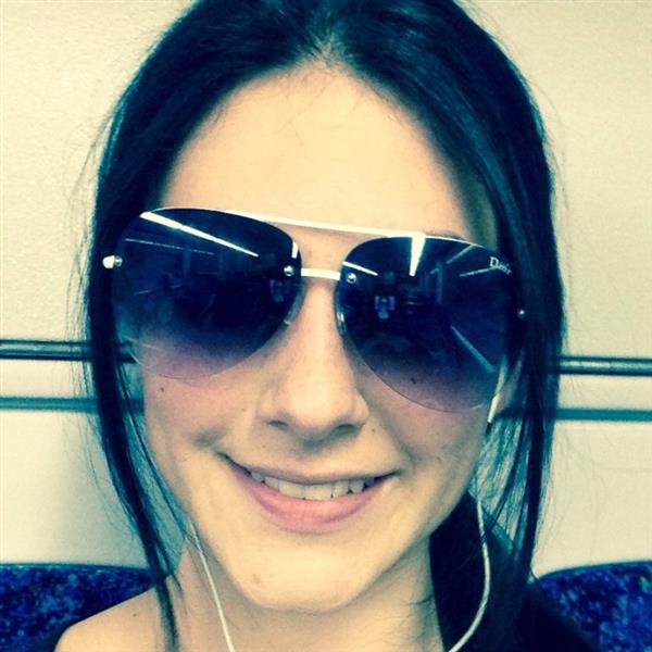 Grote foto ik zoek een man om leuke dingen mee te doen contacten en berichten vrouw zoekt man