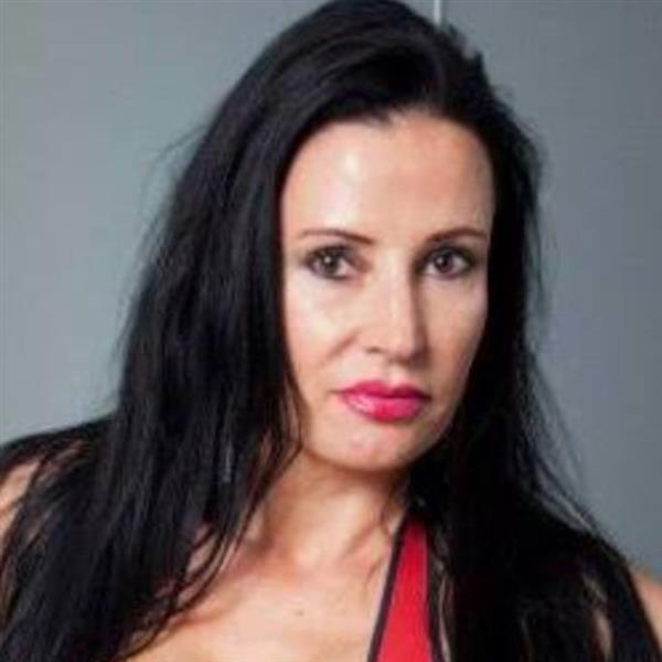 Grote foto ik zoek een latrelatie contacten en berichten vrouw zoekt man