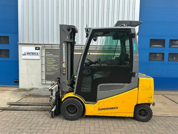 Grote foto vs 22828 elektrische triplex heftruck jungheinrich efg s30s agrarisch heftrucks