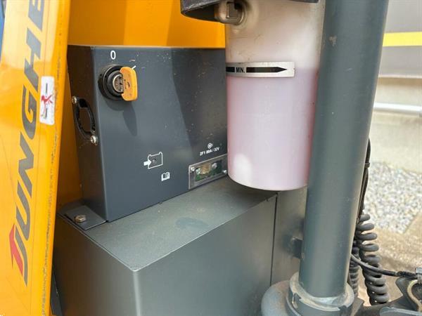 Grote foto vs 22839 schaar hoogheffer amx10e jungheinrich werktafel doe het zelf en verbouw hefwerktuigen