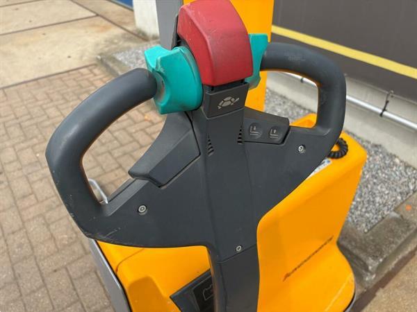 Grote foto vs 22832 compacte stapelaar jungheinrich emc110 doe het zelf en verbouw hefwerktuigen