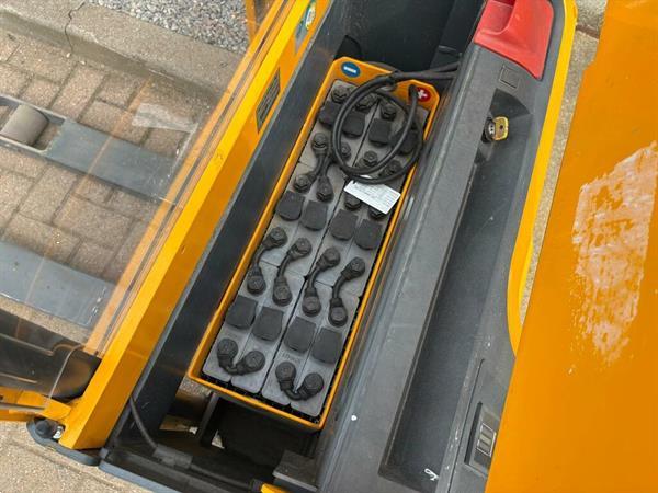 Grote foto vs 22831 elektrische stapelaar jungheinrich ejc212 doe het zelf en verbouw hefwerktuigen