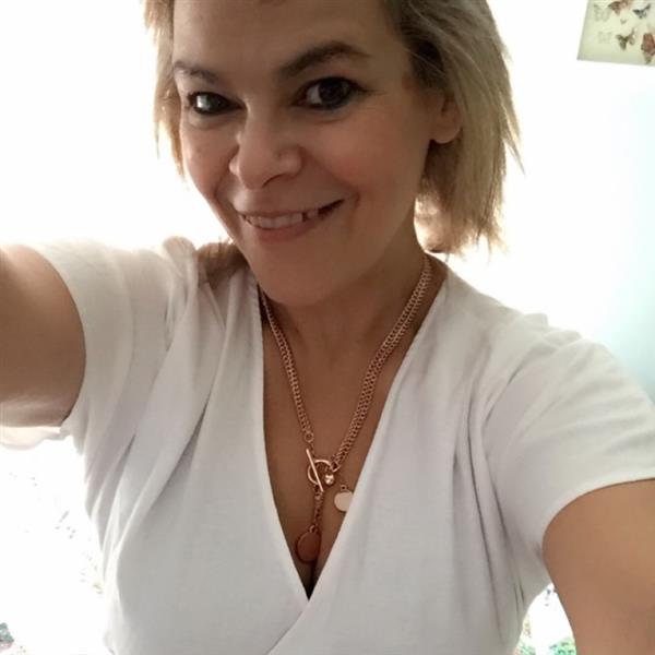 Grote foto ik kinderloos zoek jou contacten en berichten vrouw zoekt stel