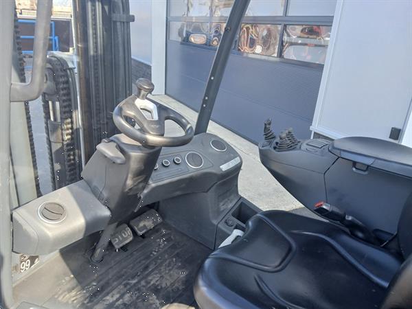 Grote foto linde h30d bj2020 5400mm hoog agrarisch heftrucks