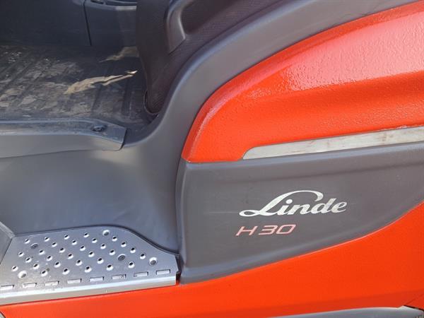 Grote foto linde h30d bj2020 5400mm hoog agrarisch heftrucks