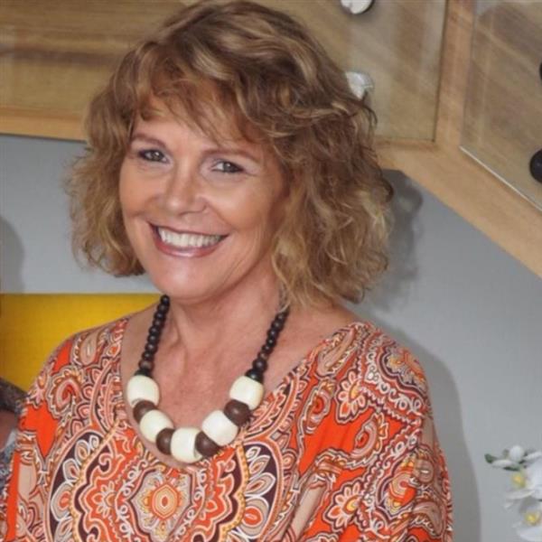 Grote foto amore zoekt liefde contacten en berichten vrouw zoekt man