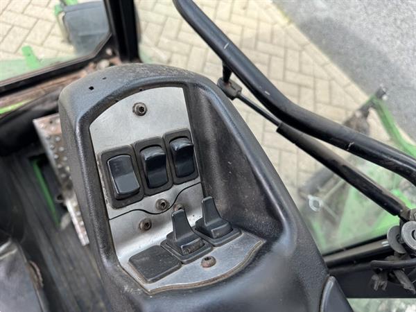 Grote foto john deere 1515 grasmaaier yanmar diesel 4x4 park maaier 2008 tuin en terras cirkelmaaiers