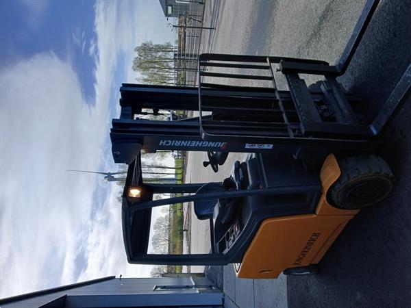 Grote foto jungheinrich elctro 2 ton triplo. agrarisch heftrucks