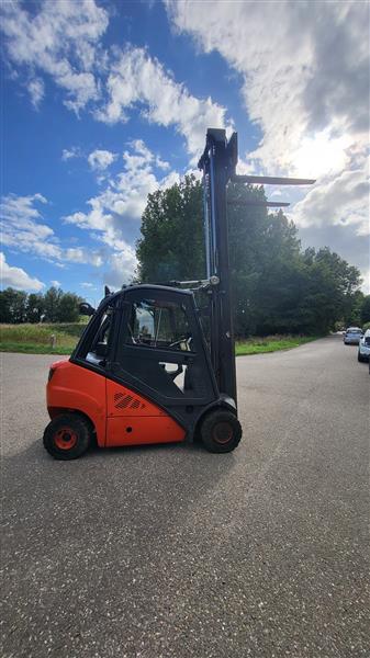 Grote foto linde h25d bouwjaar 2009 2w370 agrarisch heftrucks