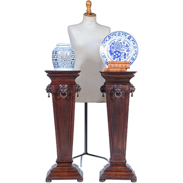 Grote foto stel van 2 neo renaissance zuilen ca 1860 met leeuwenmaskers no.400925 antiek en kunst stoelen en banken