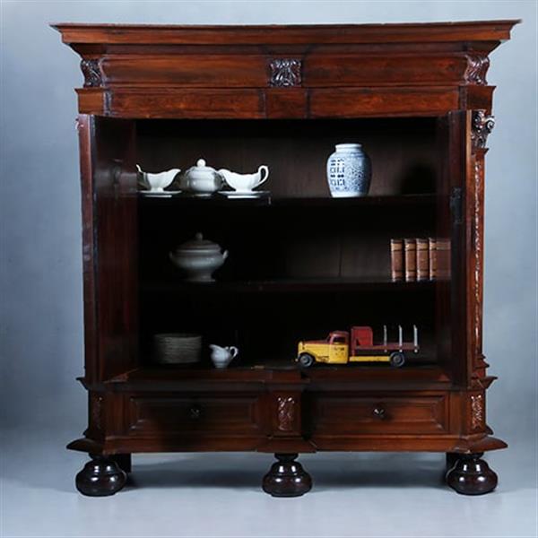 Grote foto rankenkast in palissander met ebben zeer bijzondere uitvoering en kwaliteit ca 1660 no.400905 antiek en kunst stoelen en banken