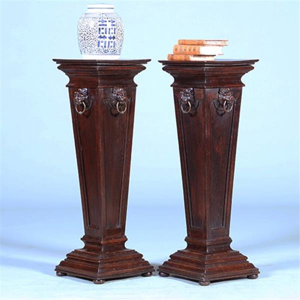 Grote foto stel van 2 neo renaissance zuilen ca 1860 met leeuwenmaskers no.400925 antiek en kunst stoelen en banken