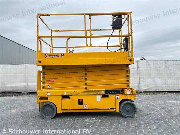 Grote foto haulotte compact 14 hoogwerker schaarhoogwerker doe het zelf en verbouw hoogwerkers