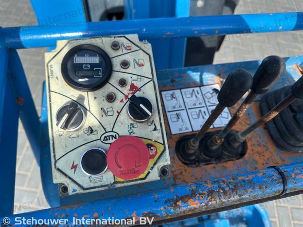Grote foto atn piaf 1000r masthoogwerker roterend mast hoogwerker doe het zelf en verbouw hoogwerkers