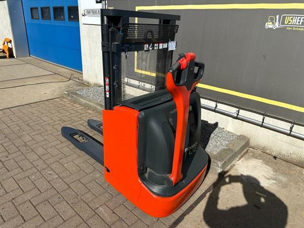 Grote foto vs 22811 elektrische stapelaar linde l12l doe het zelf en verbouw hefwerktuigen