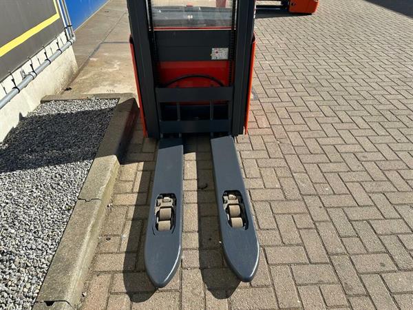 Grote foto vs 22811 elektrische stapelaar linde l12l doe het zelf en verbouw hefwerktuigen