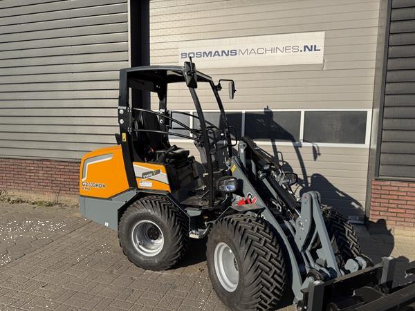 Grote foto giant g2700 x tra hd minishovel kniklader nieuw 690 lease agrarisch shovels