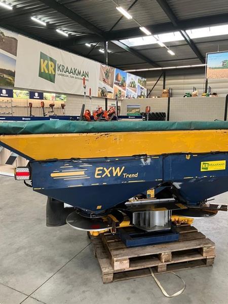 Grote foto bogballe exw trend kunstmeststrooier 46324 agrarisch algemeen