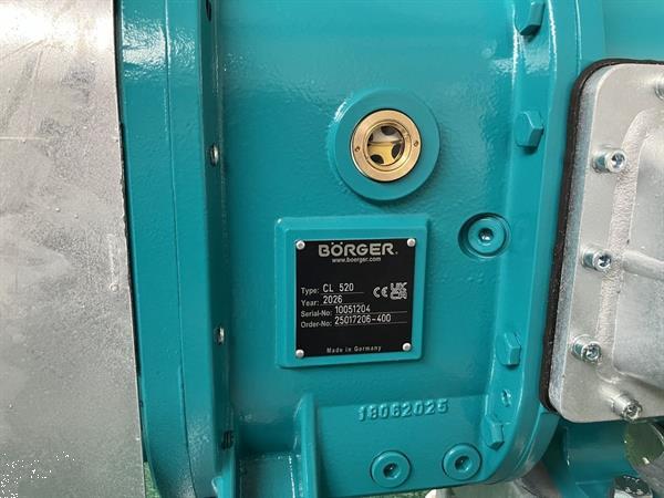 Grote foto b rger cl520 779834 agrarisch mestpompen