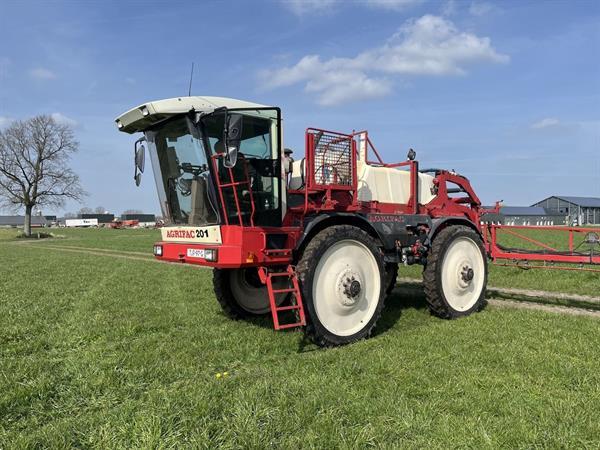 Grote foto agrifac za 782171 agrarisch onkruidbestrijding