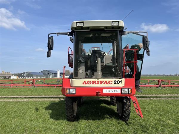 Grote foto agrifac za 782171 agrarisch onkruidbestrijding