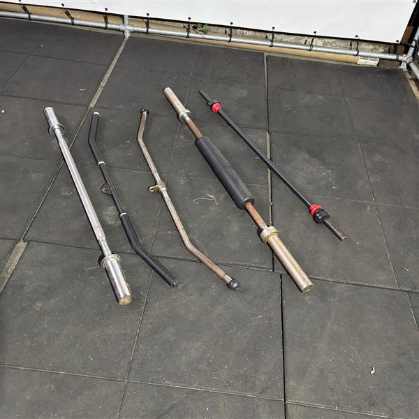 Grote foto set met diverse stangen sport en fitness fitness