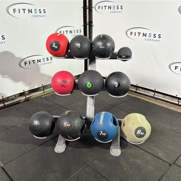 Grote foto ballen rek incl. medicijnballen sport en fitness fitness