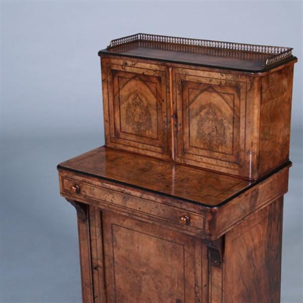 Grote foto victoriaans dames bureautje in wortelnoten met inlegwerk brons hekje en inktpotje no.402405 antiek en kunst overige in antiek gebruiksvoorwerpen