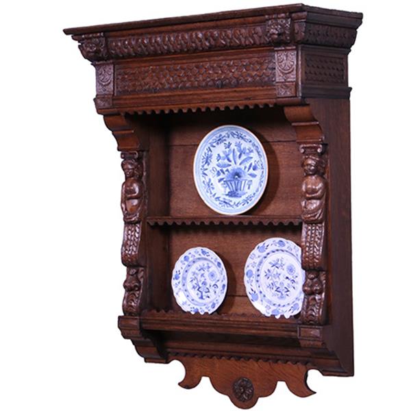 Grote foto wandkastje of wandrek met renaissance steekwerk 17e eeuw en later no.371415 antiek en kunst stoelen en banken