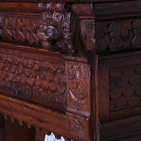 Grote foto wandkastje of wandrek met renaissance steekwerk 17e eeuw en later no.371415 antiek en kunst stoelen en banken