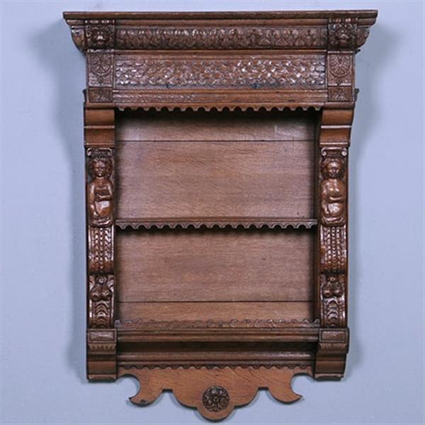 Grote foto wandkastje of wandrek met renaissance steekwerk 17e eeuw en later no.371415 antiek en kunst stoelen en banken