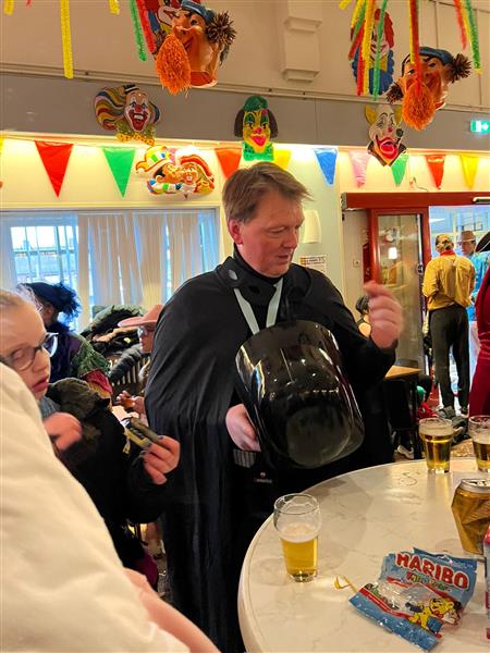 Grote foto wie zoekt er een man contacten en berichten man zoekt vrouw