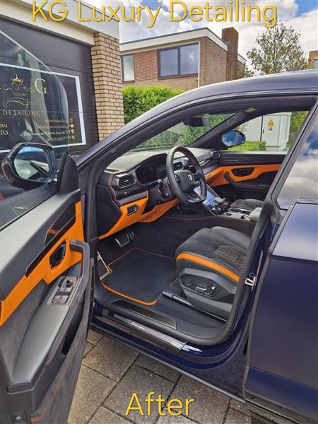 Grote foto detailing auto diensten en vakmensen schoonmakers en glazenwassers