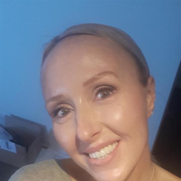 Grote foto bezorgen wij elkaar nog een gelukkig leven contacten en berichten vrouw zoekt man