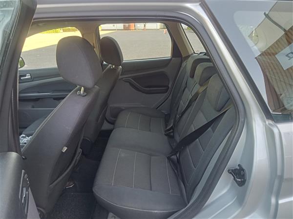 Grote foto ford focus wagon 1.6 16v clima trekhaak 2008 auto ford