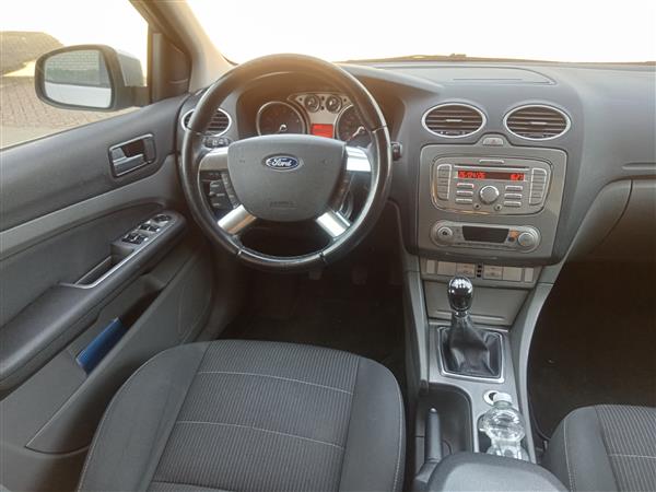 Grote foto ford focus wagon 1.6 16v clima trekhaak 2008 auto ford