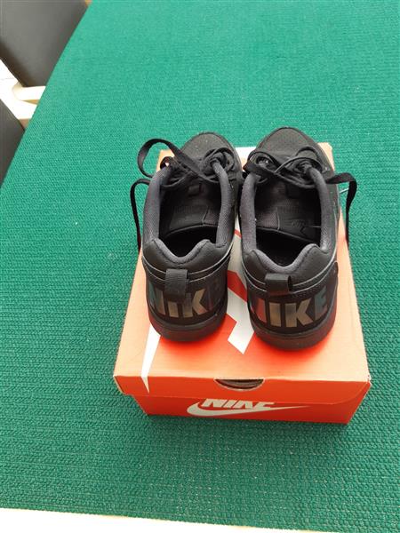 Grote foto nike damesschoenen maat 39 kleding dames schoenen