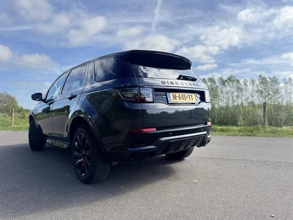 Grote foto land rover discovery sport p300e 1.5 r dynamic 2022 automaat meridan sound plug in hybrid auto chrysler