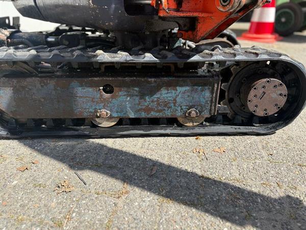 Grote foto kubota 008 nieuwe pennen bussen en snelwissel doe het zelf en verbouw kranen en graafmachines