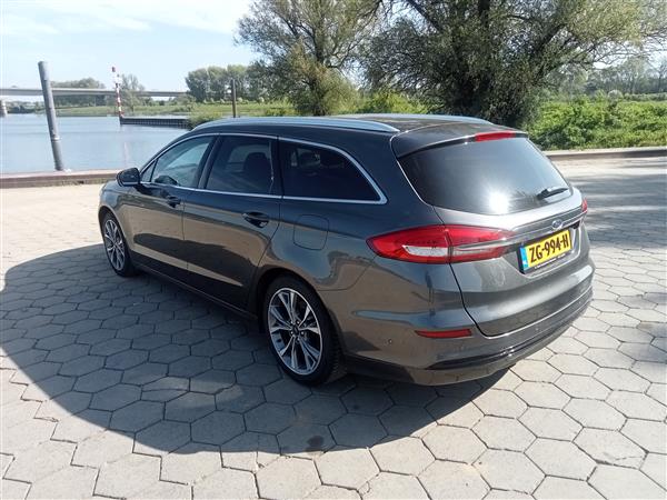 Grote foto ford mondeo wagon 2.0 ecvt hev 188pk 2019 auto ford