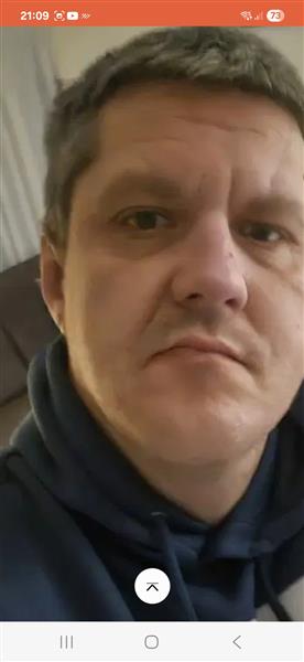 Grote foto lieve man zoekt lat relatie met oudere vrouw contacten en berichten man zoekt vrouw